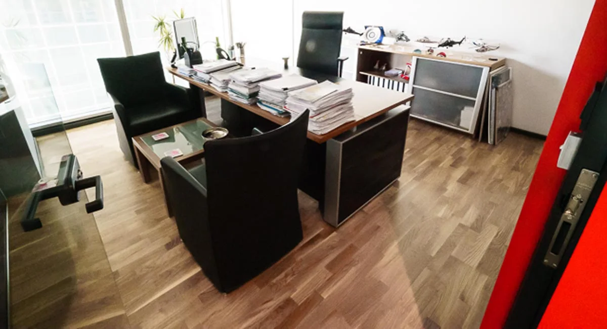 Leonardo Turkey O­ffice