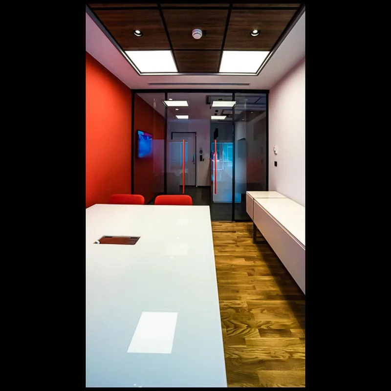 Leonardo Turkey O­ffice
