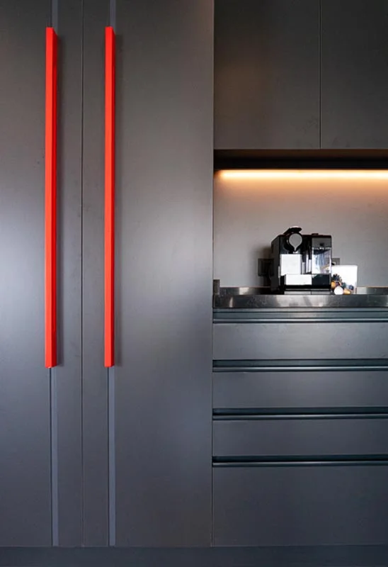 Leonardo Turkey O­ffice