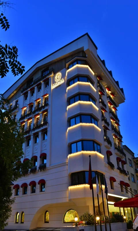 Mona Hotel