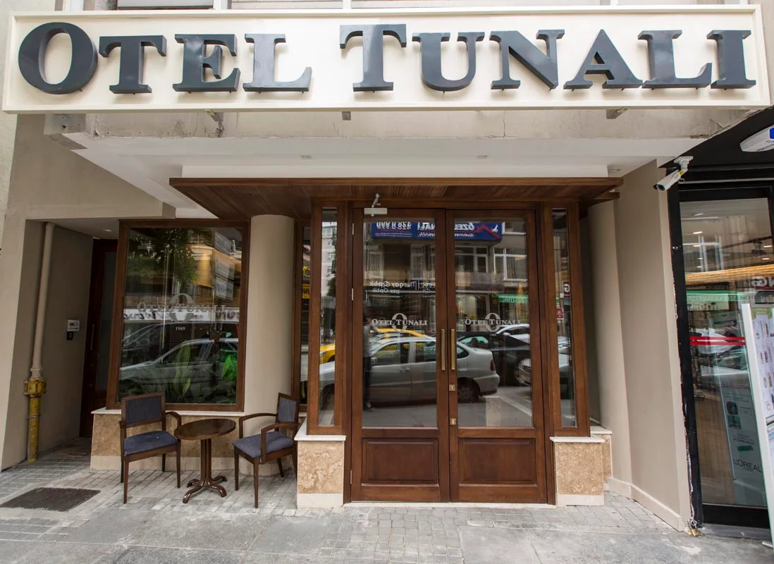 Otel Tunalı