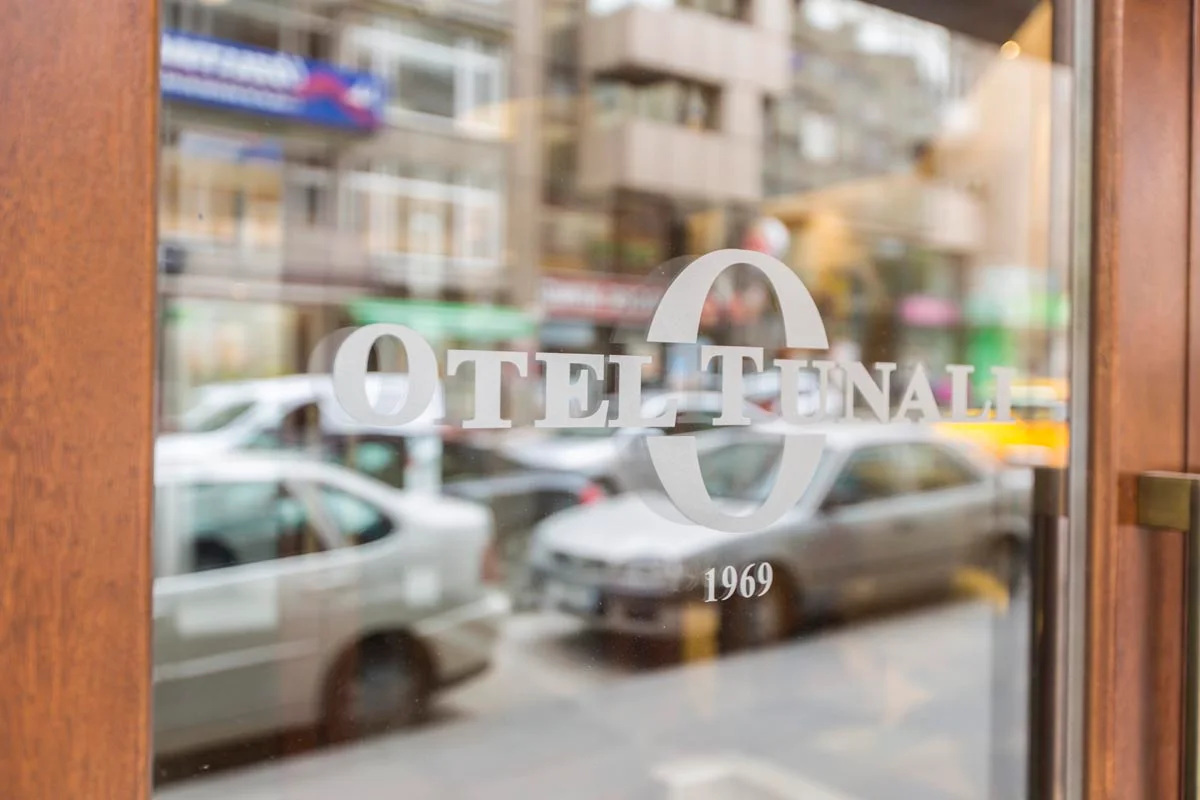 Otel Tunalı